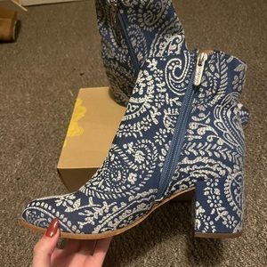 Indigo rd blue booties